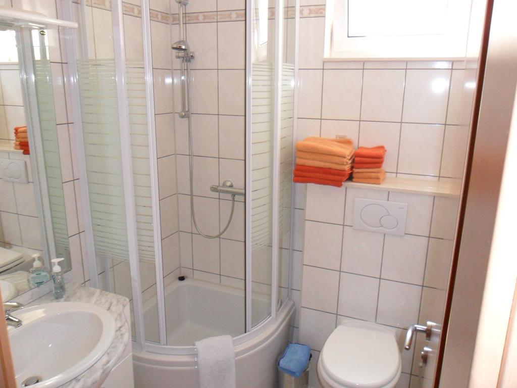 Appartementhaus Elena Jelsa  Ngoại thất bức ảnh